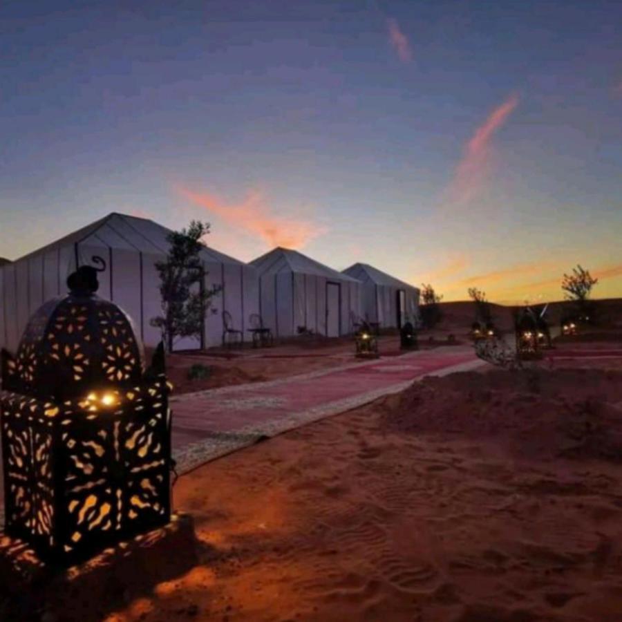 Отель Sahara Traveling Camp Мерзуга Экстерьер фото