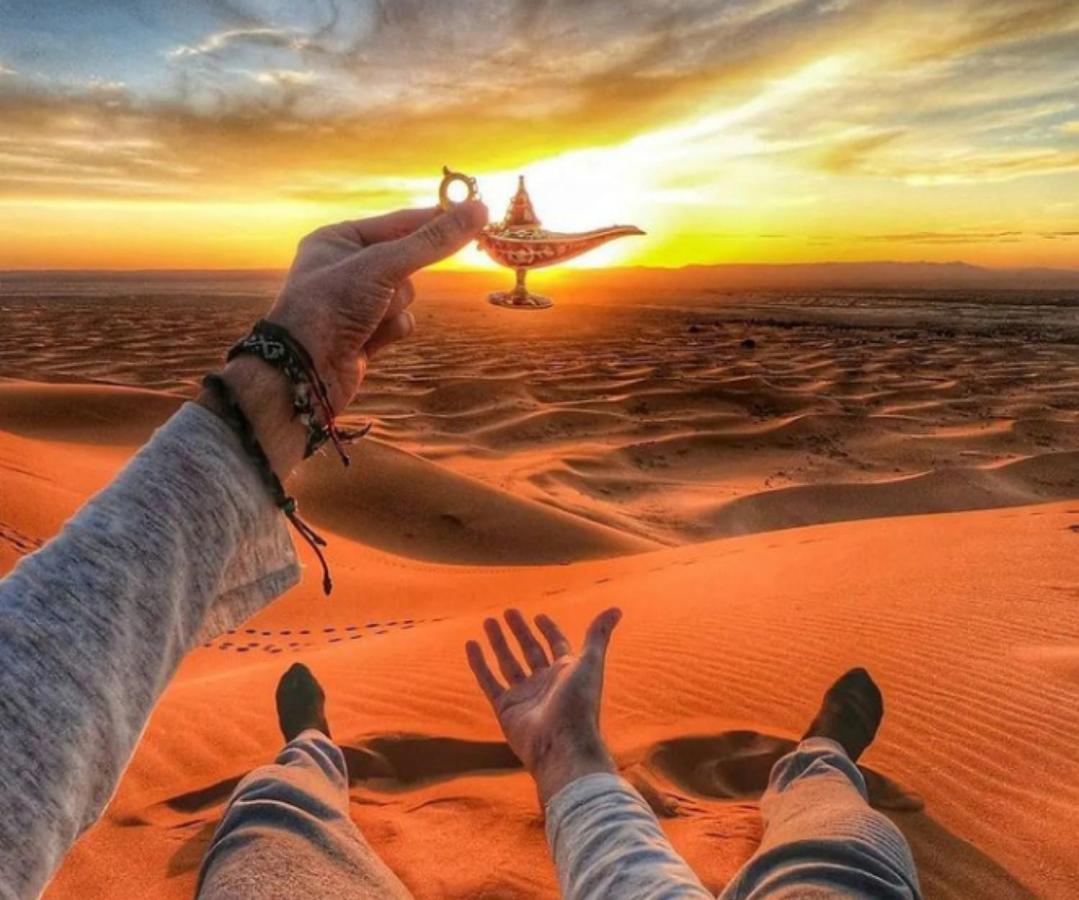 Отель Sahara Traveling Camp Мерзуга Экстерьер фото