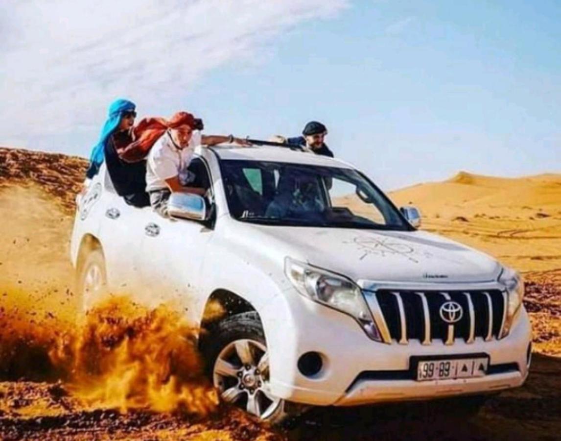 Отель Sahara Traveling Camp Мерзуга Экстерьер фото