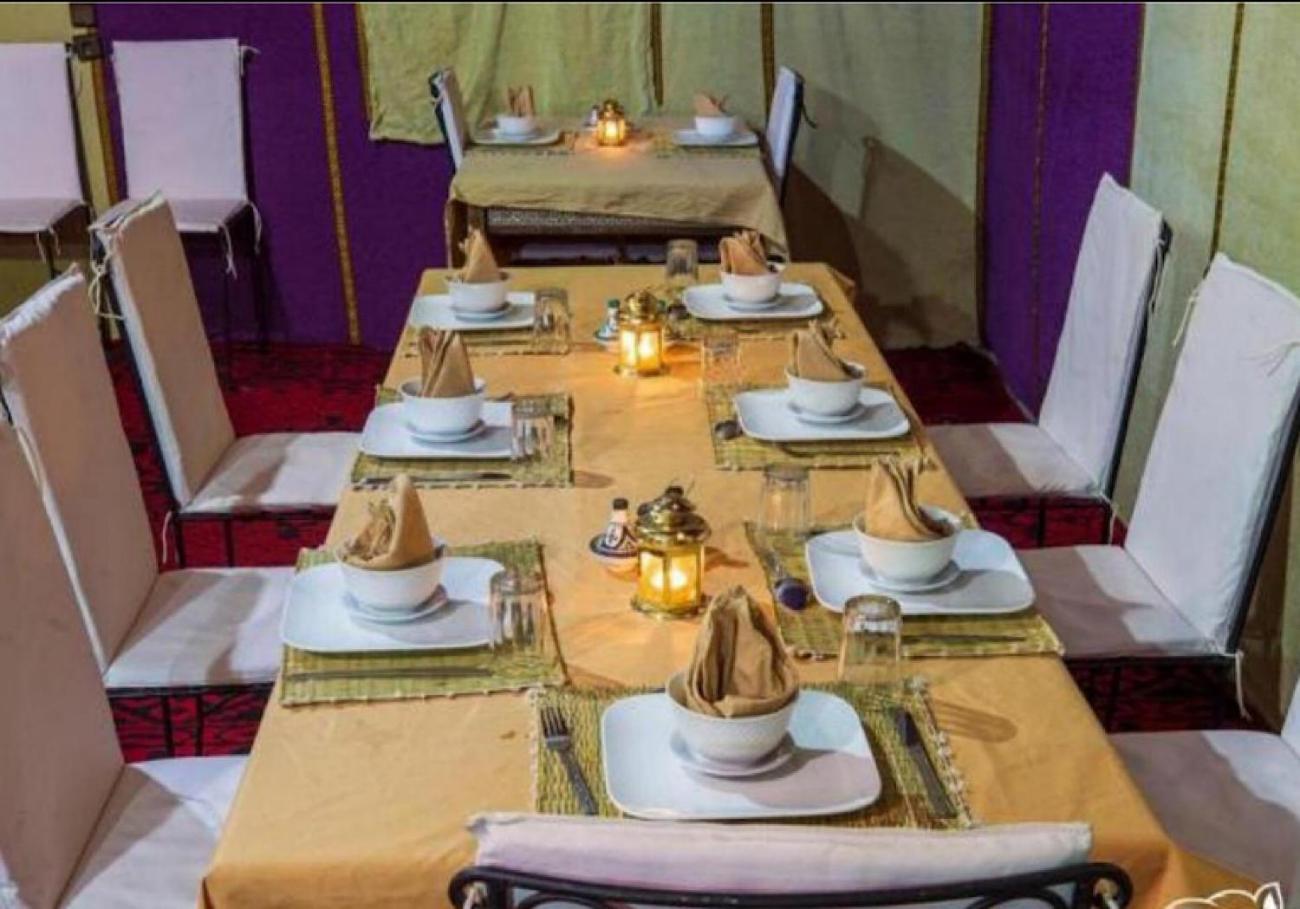 Отель Sahara Traveling Camp Мерзуга Экстерьер фото